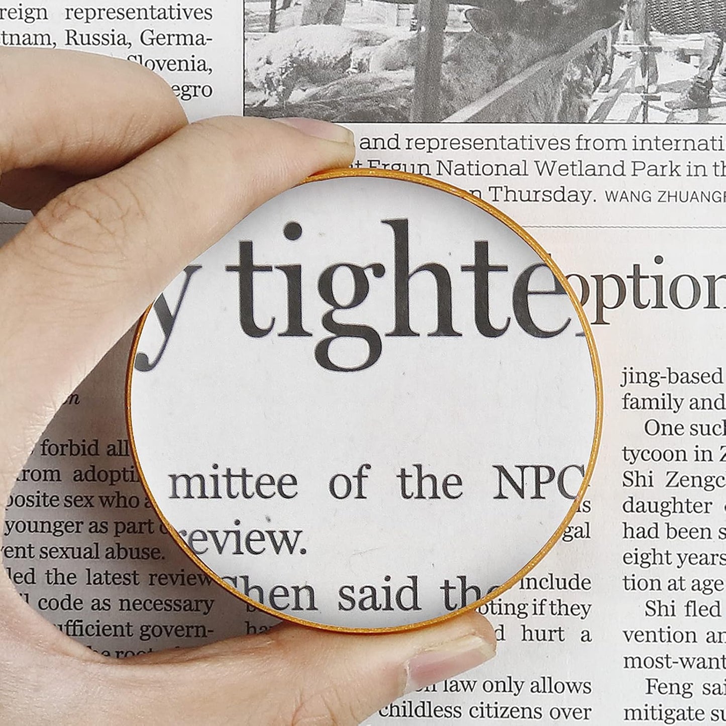 6x round magnifying glass dome